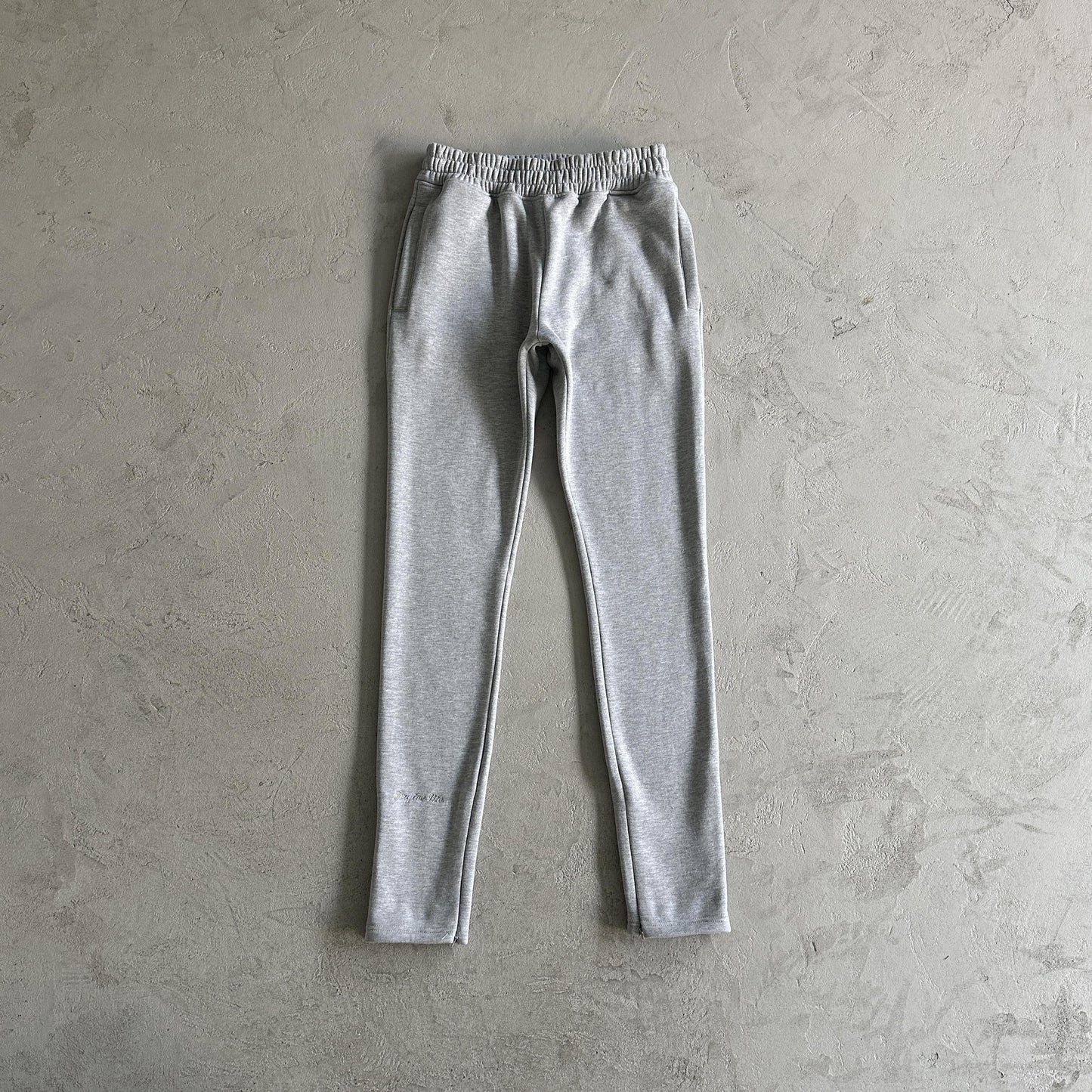 Synaworld Round Neck Suit Grey